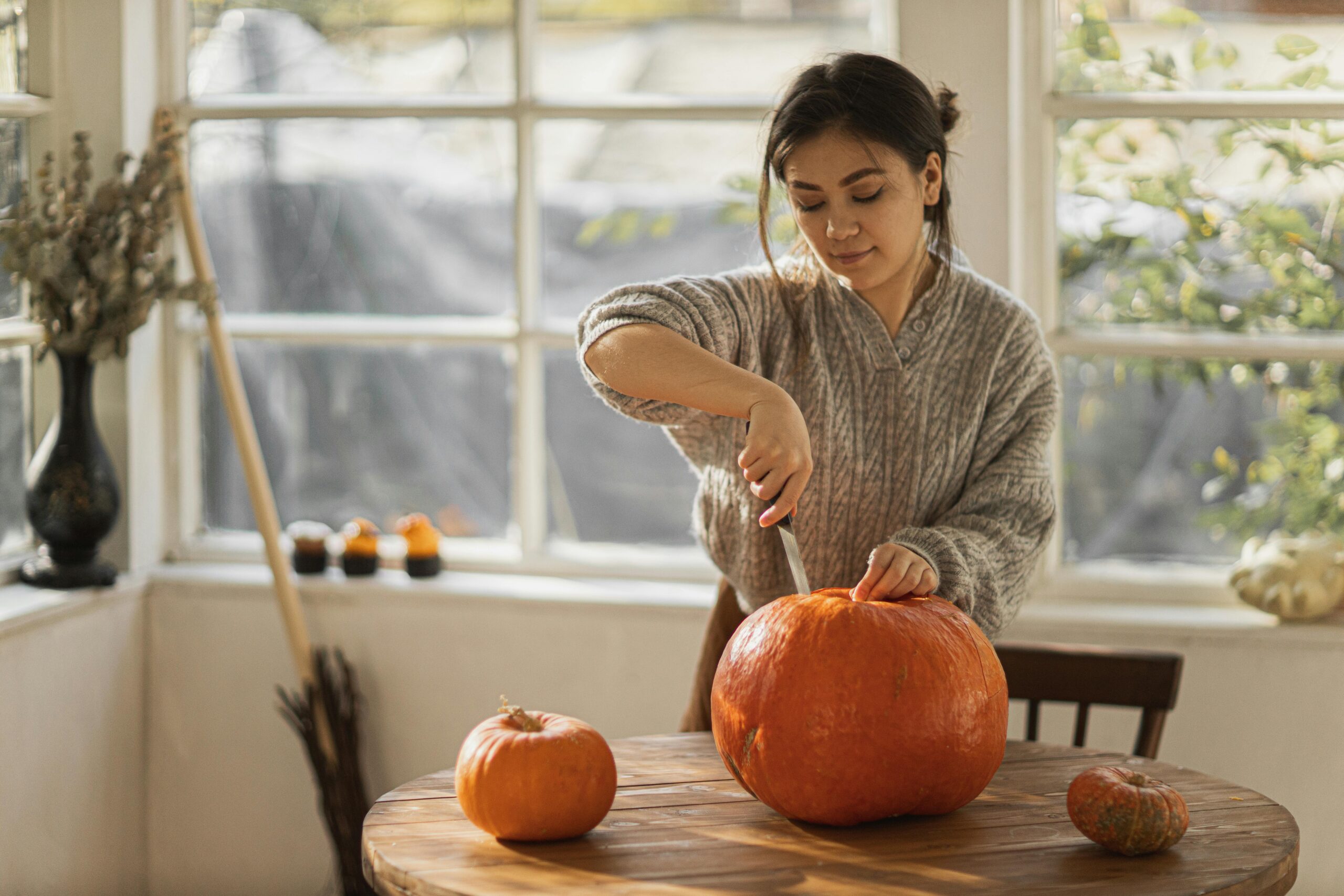 Ways to Make Your House Cozy for Fall Showings